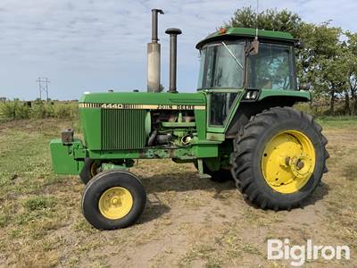 1980 John Deere 4440 2WD Tractor