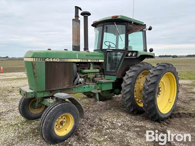 1982 John Deere 4440 2WD Tractor