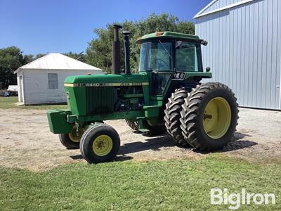 1982 John Deere 4440 2WD Tractor