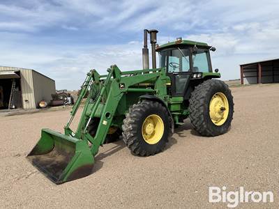 John Deere 4450 MFWD Tractor w/Loader