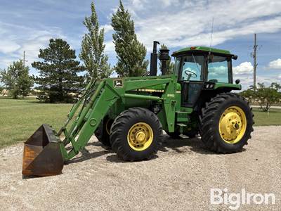 1986 John Deere 4450 MFWD tractor w/Loader