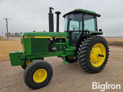 1991 John Deere 4455 2WD Tractor