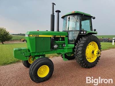1991 John Deere 4455 2WD Tractor