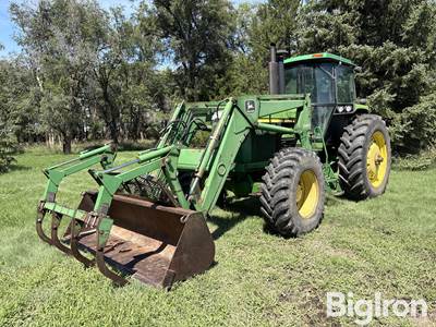 1990 John Deere 4455 MFWD Tractor w/John Deere 280 Loader