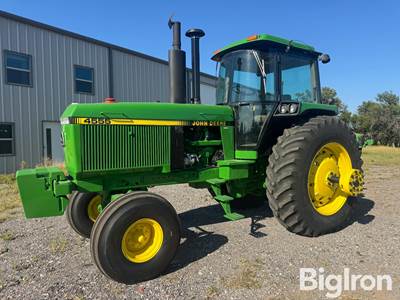 1989 John Deere 4555 2WD Tractor