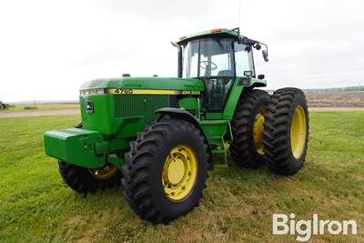 1992 John Deere 4760 MFWD Tractor