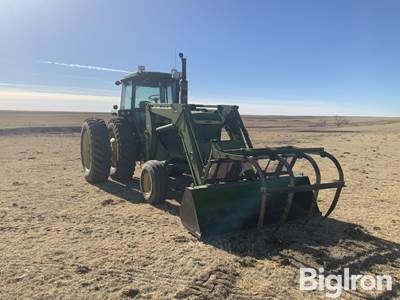 1982 John Deere 4840 2WD Tractor w/280 Grapple Loader