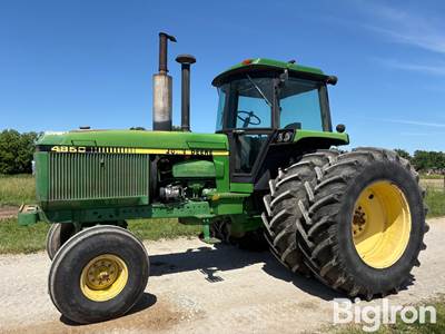 1984 John Deere 4850 2WD Tractor
