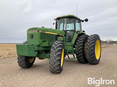 1992 John Deere 4960 MFWD Tractor