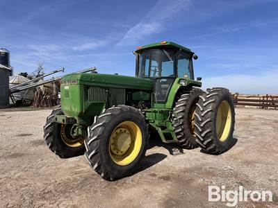 1992 John Deere 4960 MFWD Tractor
