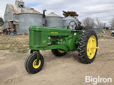 John Deere 50 Row Crop 2WD Tractor