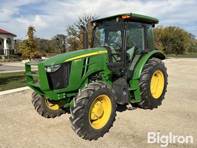 2018 John Deere 5100e MFWD Tractor