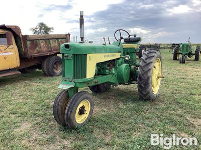 1959 John Deere 530 2WD Tractor