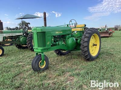 John Deere 60 2WD Tricycle Front Tractor
