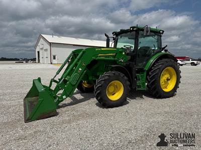 2016 John Deere 6130R MFWD Tractor w/Loader
