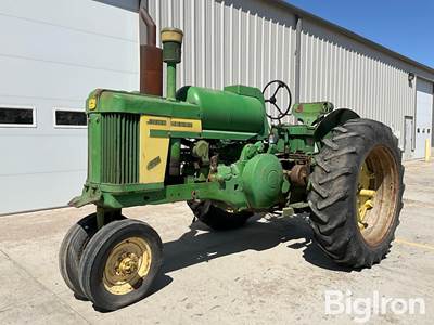 1958 John Deere 620 LP 2WD Tractor