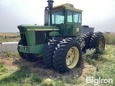 1973 John Deere 7020 4WD Tractor