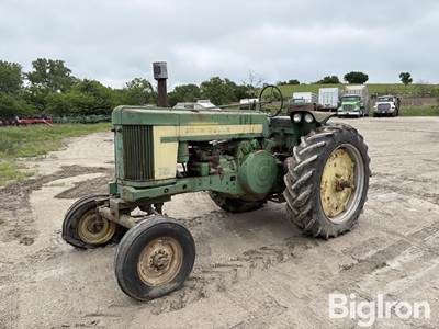 John Deere 720 2WD Tractor