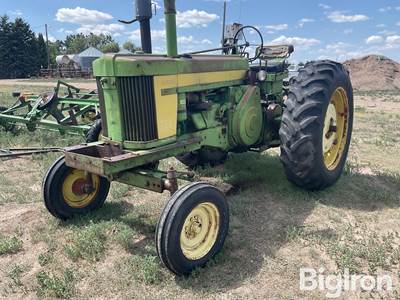 1956 John Deere 720 2WD Tractor