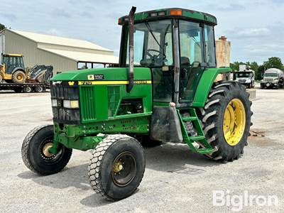 John Deere 7210 2WD Tractor