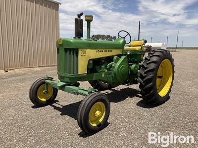1959 John Deere 730 2WD Tractor