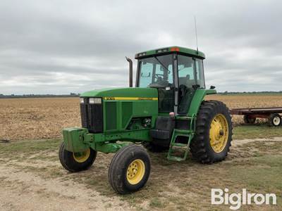 2000 John Deere 7610 2WD Tractor