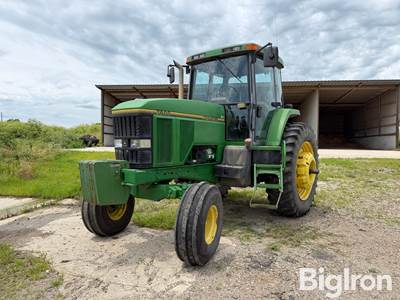 1996 John Deere 7800 2WD Tractor