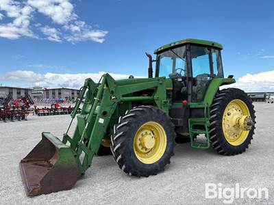 John Deere 7800 MFWD Tractor W/Loader