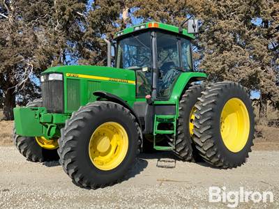 1999 John Deere 7810 MFWD Tractor