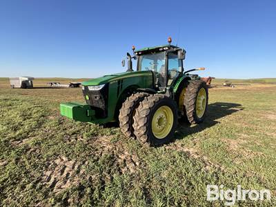 2016 John Deere 8370R MFWD Tractor