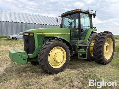 1997 John Deere 8400 MFWD Tractor