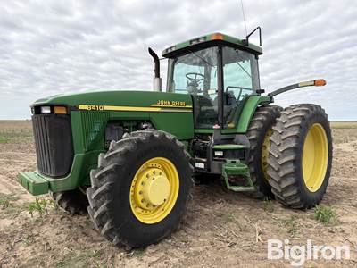2001 John Deere 8410 MFWD Tractor