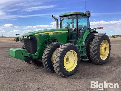 John Deere 8520 MFWD Tractor