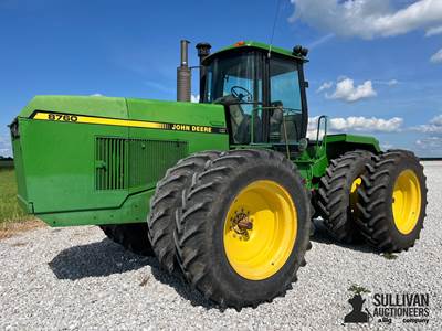1990 John Deere 8760 4WD Tractor