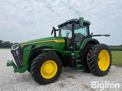 2025 John Deere 8R 250 MFWD Tractor