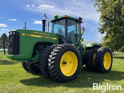 2000 John Deere 9100 4WD Tractor