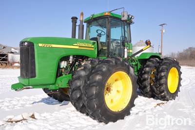 John Deere 9220 4WD Tractor