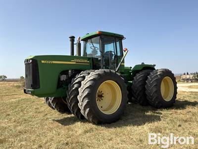 2004 John Deere 9220 4WD Tractor