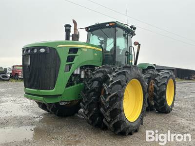John Deere 9330 Tractor 4WD
