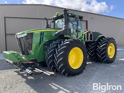 2017 John Deere 9520R 4WD Tractor