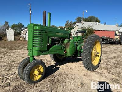 1950 John Deere A 2WD Classic Tractor