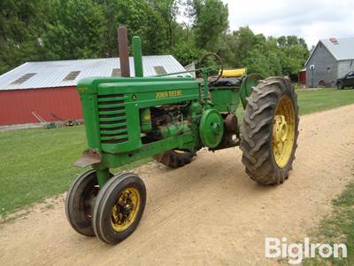 1944 John Deere A 2WD Tractor