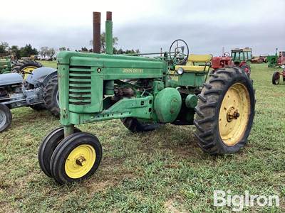 1952 John Deere A 2WD Tractor
