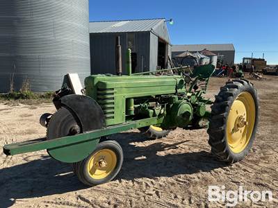 John Deere B 2WD Tractor w/Saw
