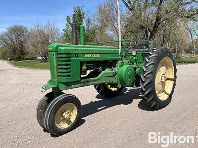 1951 John Deere B 2WD Tractor