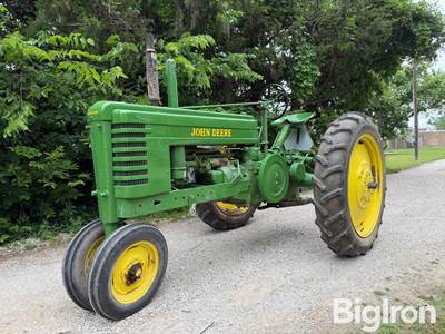 1944 John Deere "B" 2WD Tractor