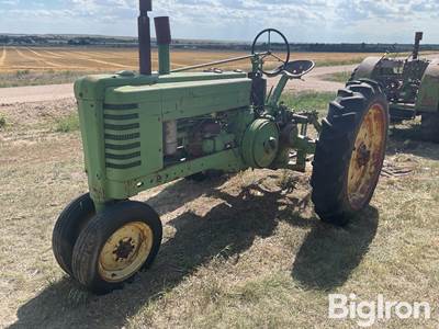 1945 John Deere B 2WD Tractor
