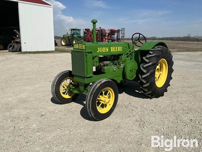 1936 John Deere BR 2WD Tractor