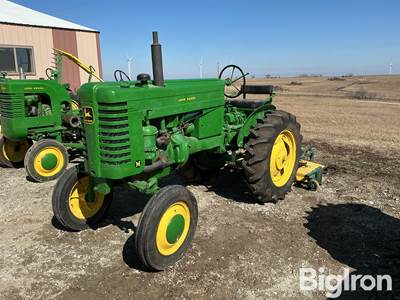 John Deere M 2WD Tractor w/Mower