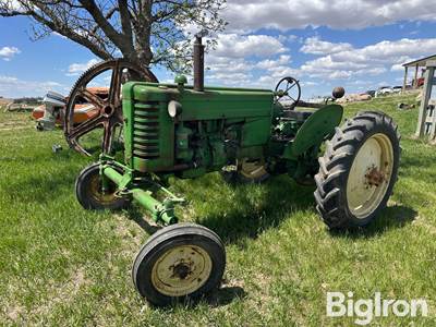 John Deere MT 2WD Tractor